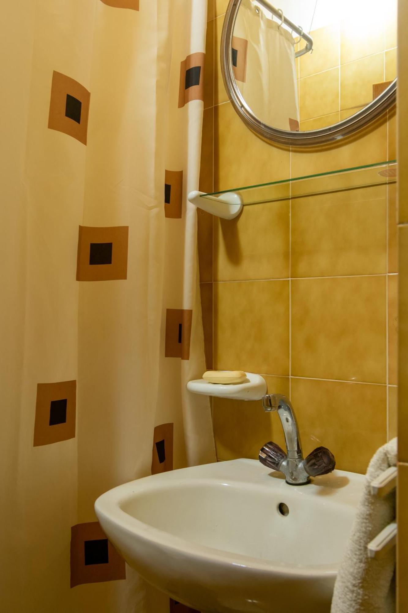 Apartments By The Sea Mandre, Pag - 4101 كولان الغرفة الصورة
